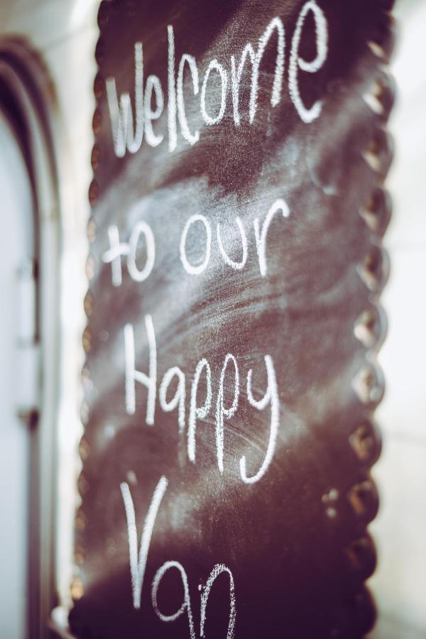 Happy Van Скарборо Екстер'єр фото